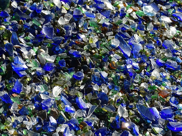 shards-gd98355b9b_640.jpg