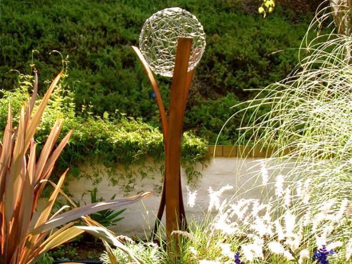 beautiful-garden-sculptures-design-for-decoration.jpg