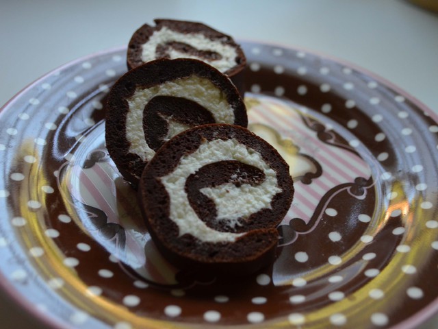 NoCarb kakaós kókuszos túrós tekercs
