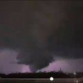 Durva vihar Bécsben: tornádót filmeztek az osztrák főváros közelében (videóval)