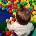 Játszóház egy 1 évessel, avagy a szozializáció kezdete