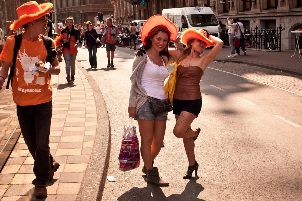 Amszterdami lányok (Fotó: Flickr/Luca Sartoni)