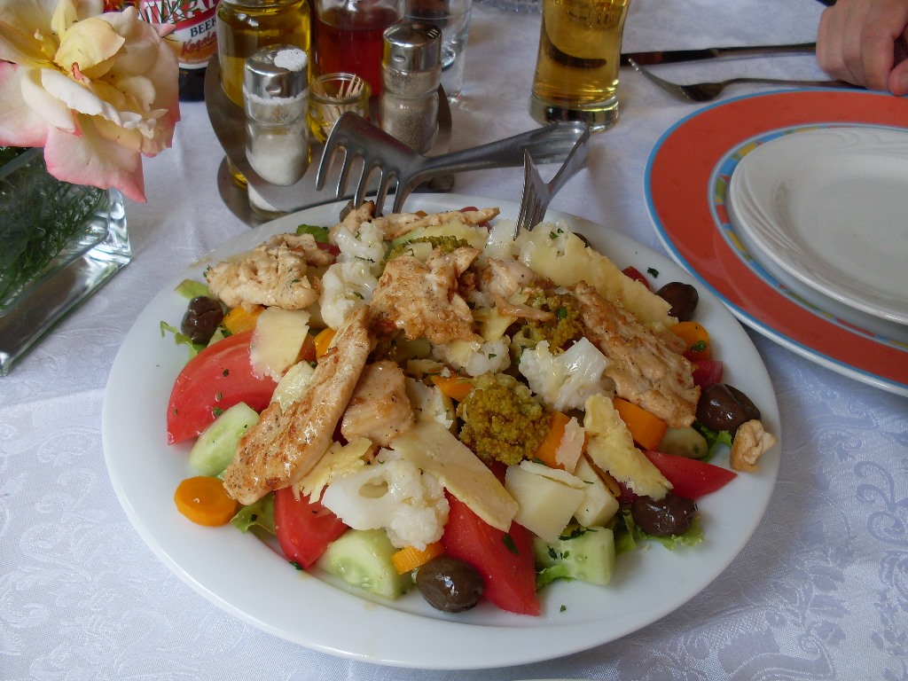 Saláta hússal (Fotó: Jani haverja)