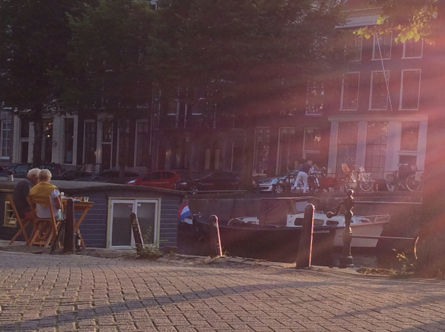 Amszterdam csodája: részben egy nyüzsgő nagyváros, de a főutcáról letérve kiváló helyet kínál pihenésre és romantikára! - (Fotó: Békési Barbara)