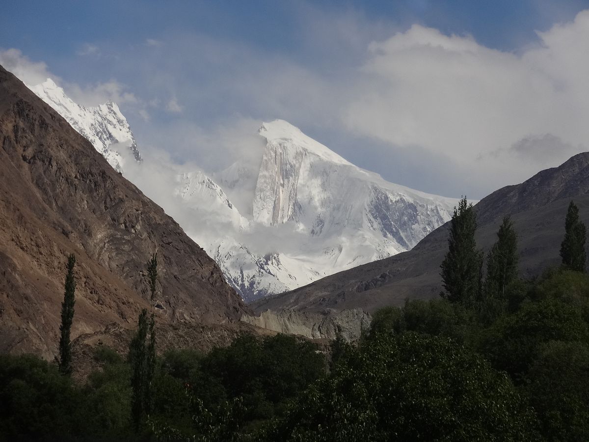 golden_peak_hunza_nagar.JPG