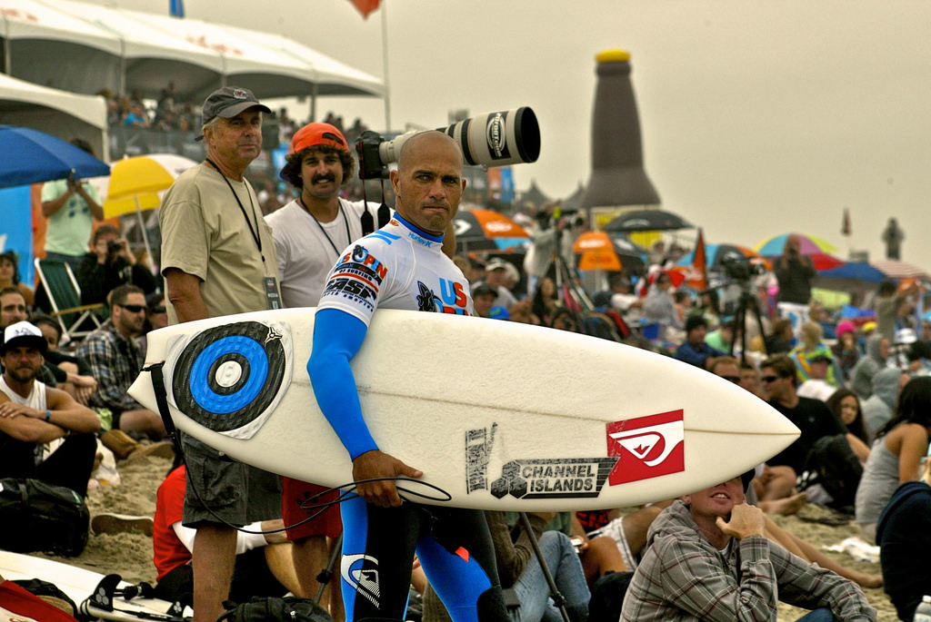 Slater vonul a 2010-es US Open of Surfing versenyen Huntington Beach-en. (Fotó: Flickr/Tati Melo)