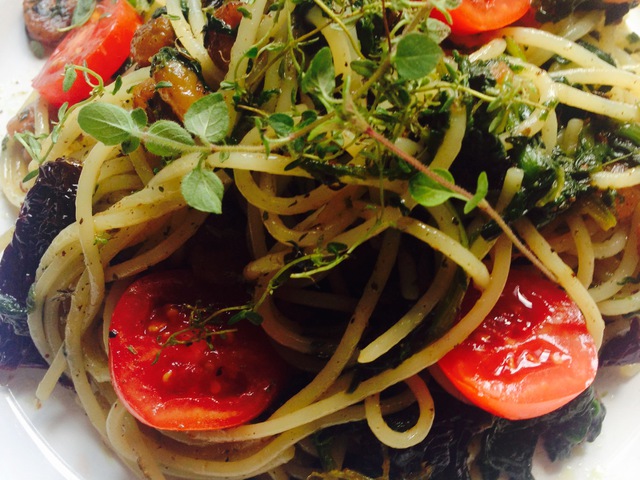 Spagetti apró rákkal és spenóttal