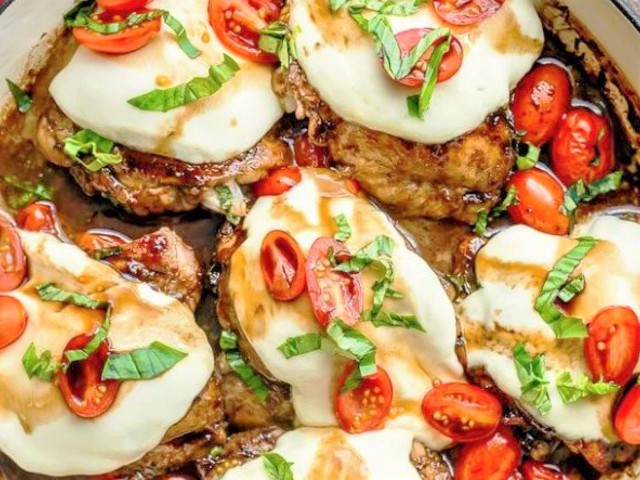 Csirke  caprese