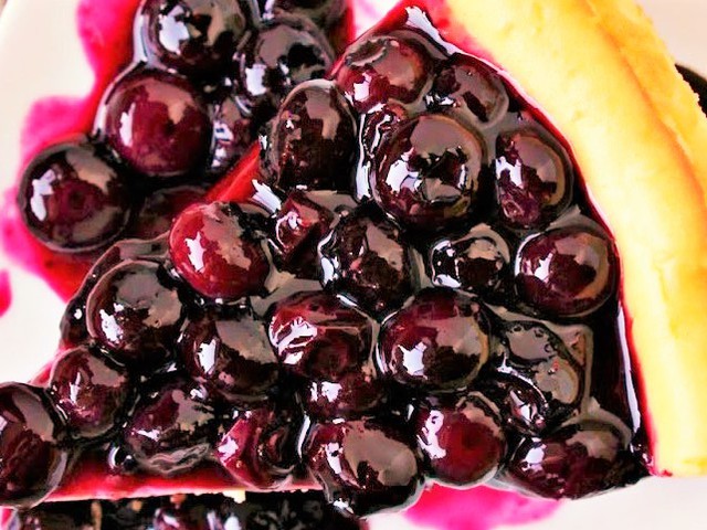 Egy egyszerű, de nagyszerű élvezet: áfonyás sajttorta
