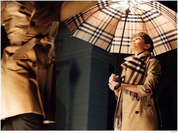 Burberry-Holiday-2014-Behind-the-Scenes-006.jpg