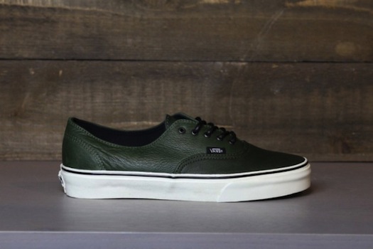 vans_auth_bor_02.jpg