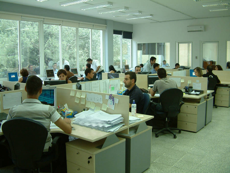 engineers_in_office.jpg