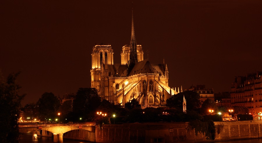 052_parisbynight__notre-dame.jpg