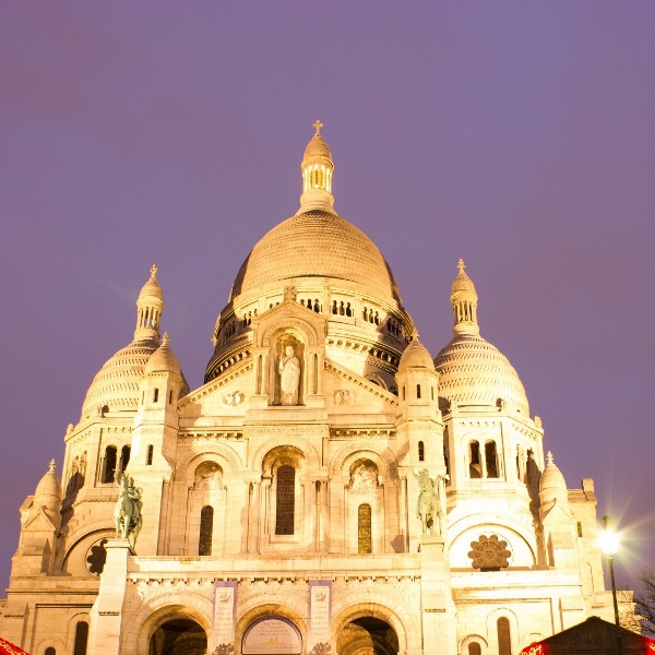 053_parisbynight_sacre-coeur.jpg