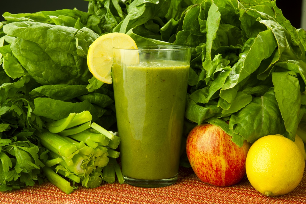 super-detox-green-smoothie-for-natural-weight-loss.jpg