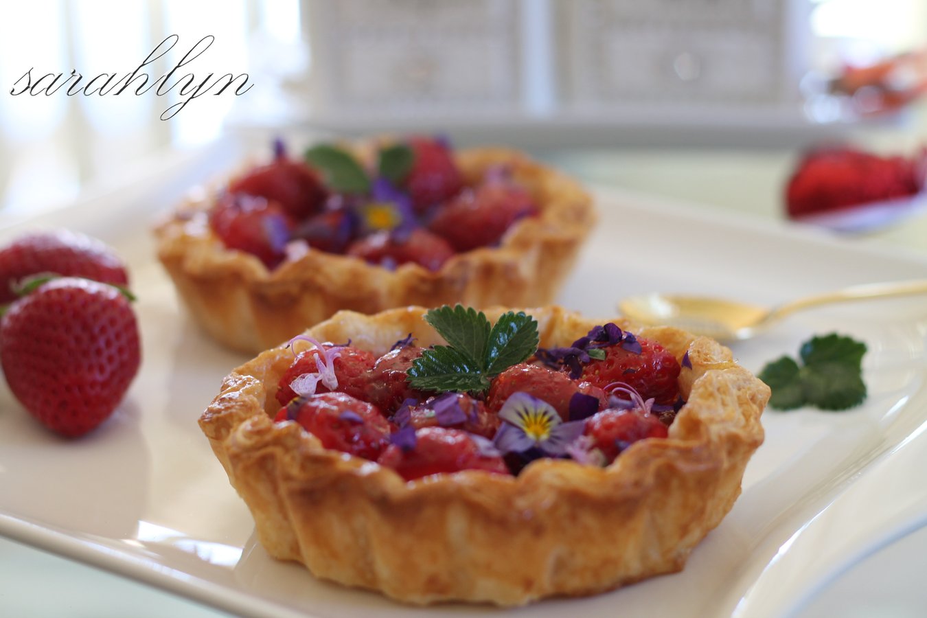 tarts-with-flower-confetti1.jpg