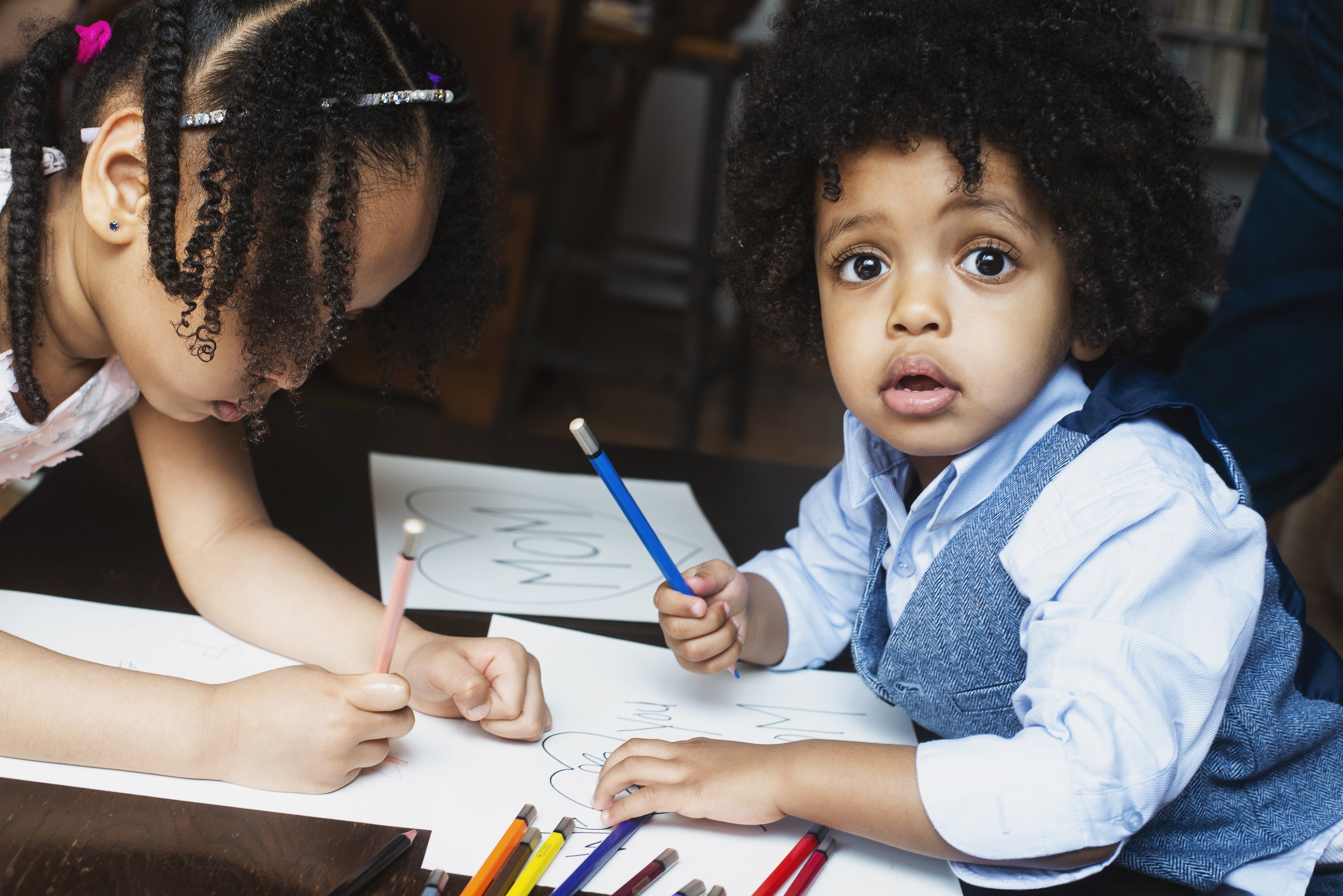 kids-coloring-at-table_1.jpg