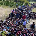 Menekültek ezrei érkeztek ismét Magyarországra