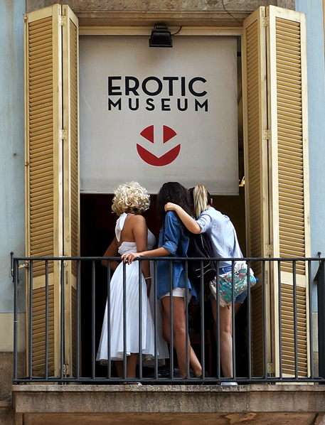 sk-erotic_museum_dsc04930.jpg