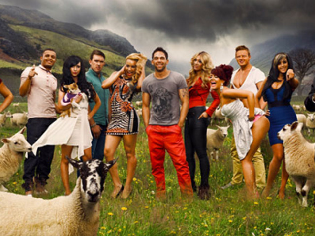 The Valleys - A Völgylakók 1x01 - Walesben is vannak csöcsök. Hurrá!