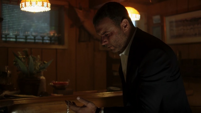 raydonovan6x10_16.jpg