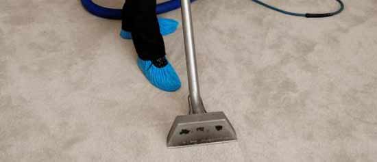 How can you hire a good carpet cleaning person in Cork?