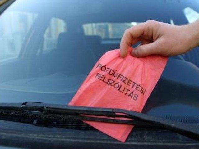 Egy üzenet, amiért senki nem vállalja a felelősséget FRISSÜLT/ Megjött a Nemzeti Mobilfizetési Zrt. válasza is
