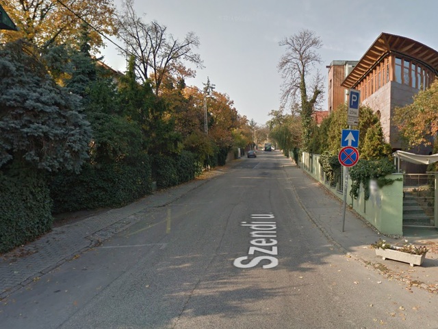 Fifikás, de bebukott parkolóteszt Budán