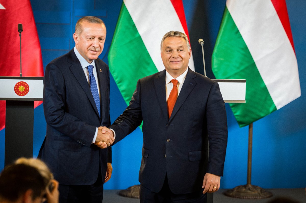 erdogan_orban_foto_bbj_hu.jpg