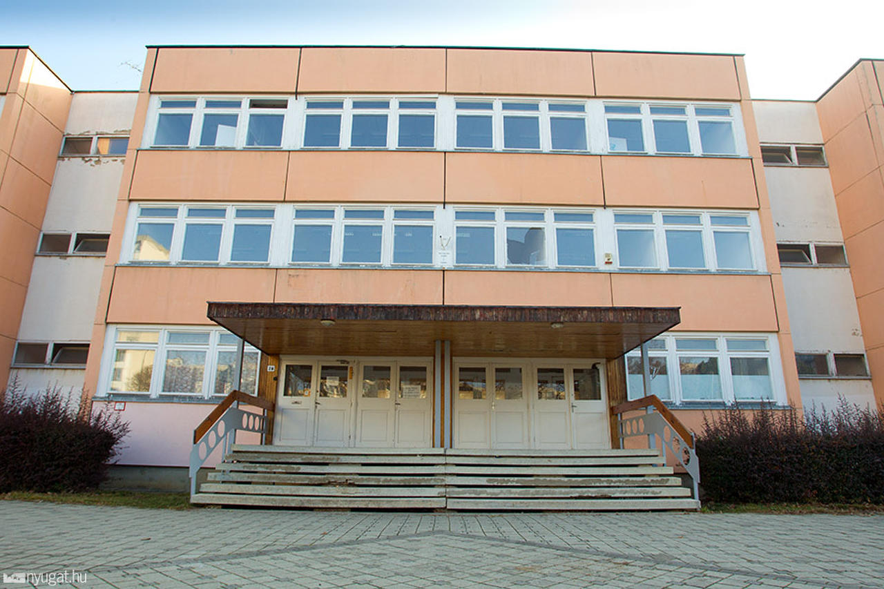 Szent Györgyi Albert Középiskola Szombathely