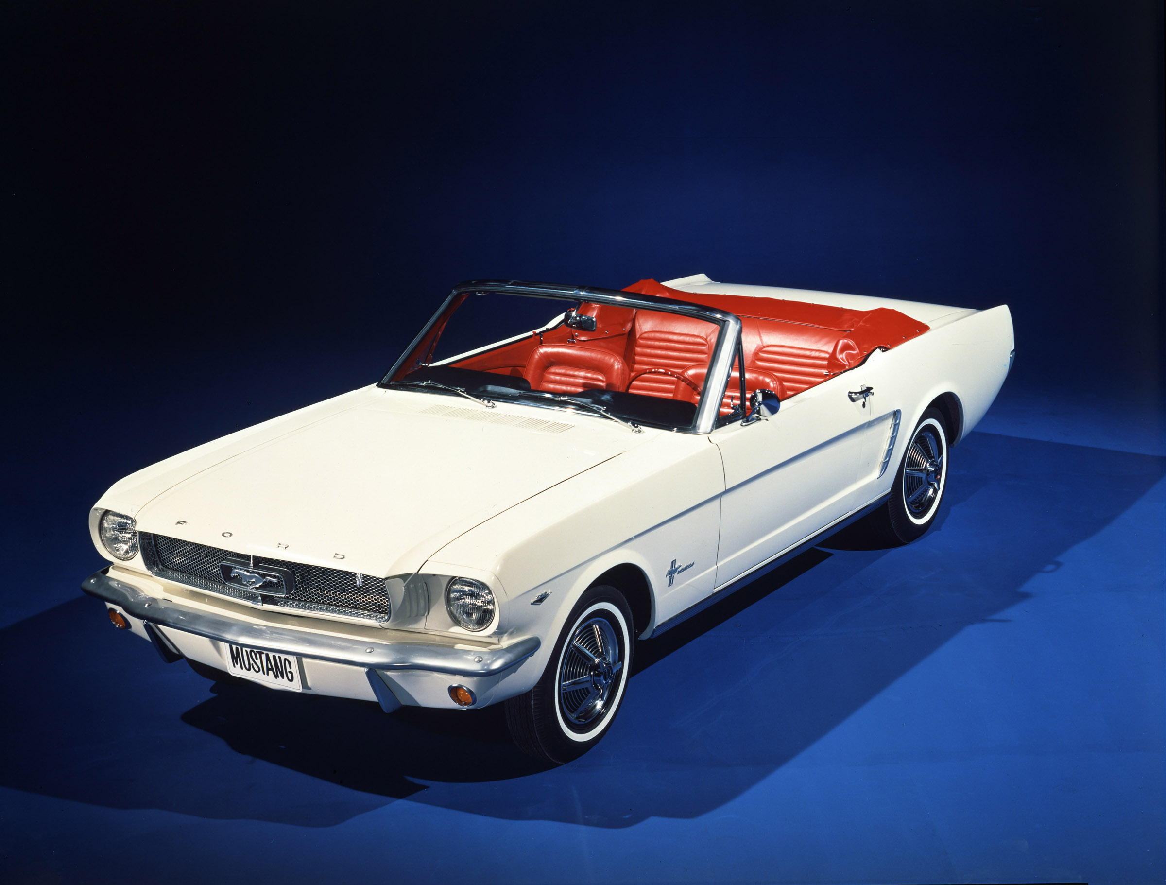 1964-1_2-ford-mustang-convertible-01.jpg