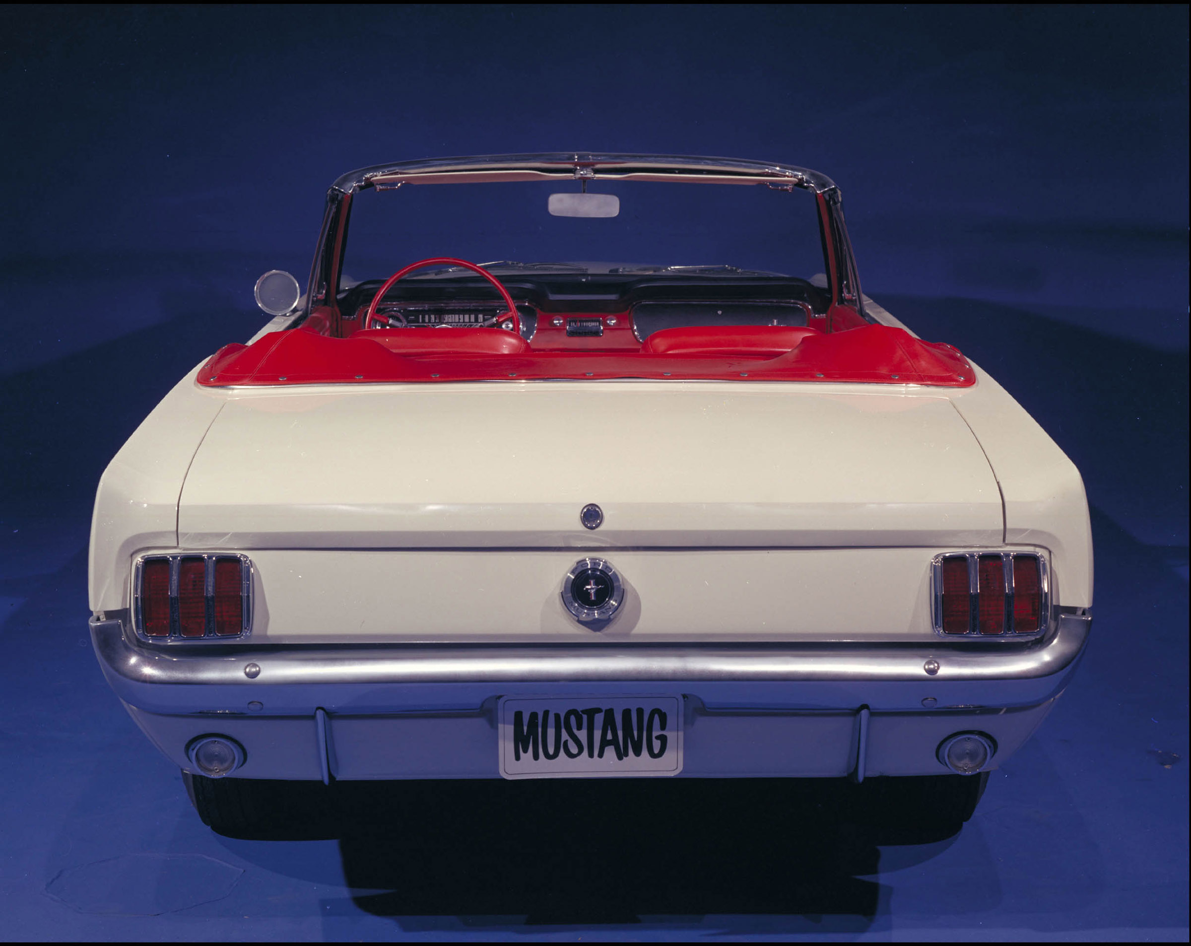 1964-1_2-ford-mustang-convertible-05.jpg