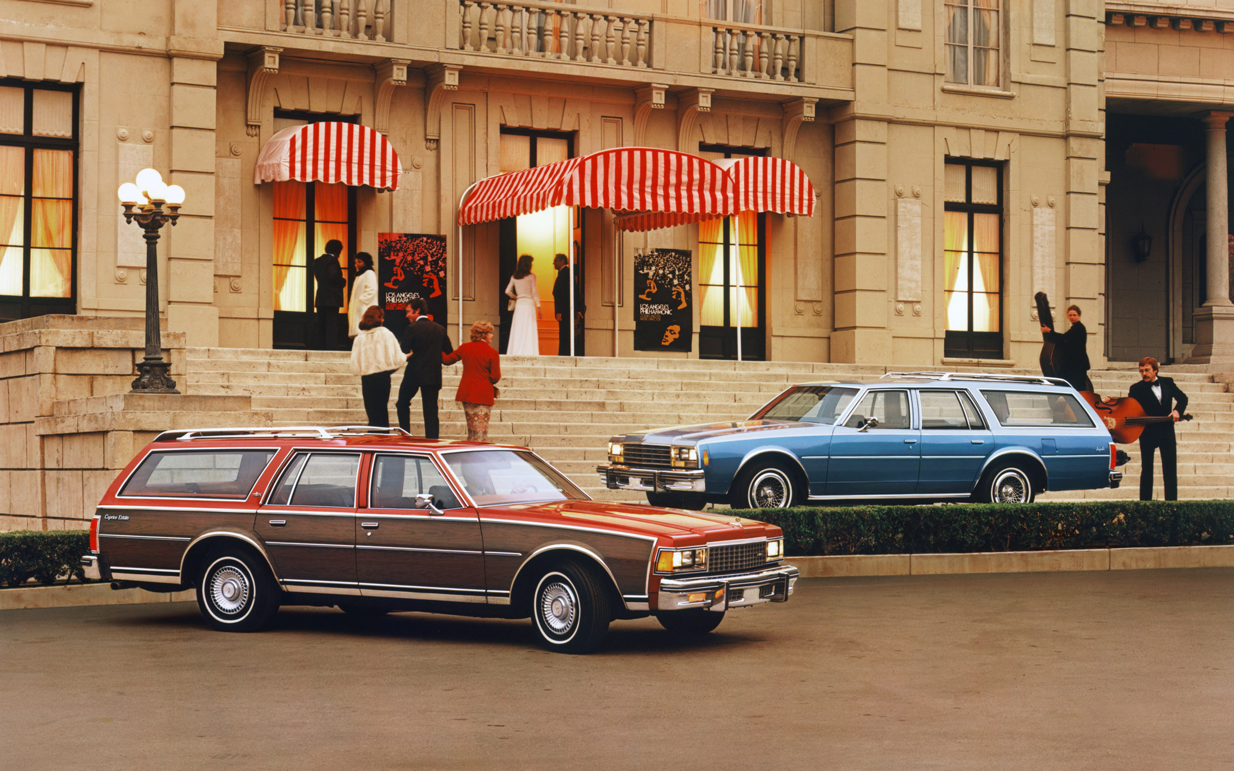 1978-Chevrolet-CapriceEstate-and-Impala-Wagons 2.jpg