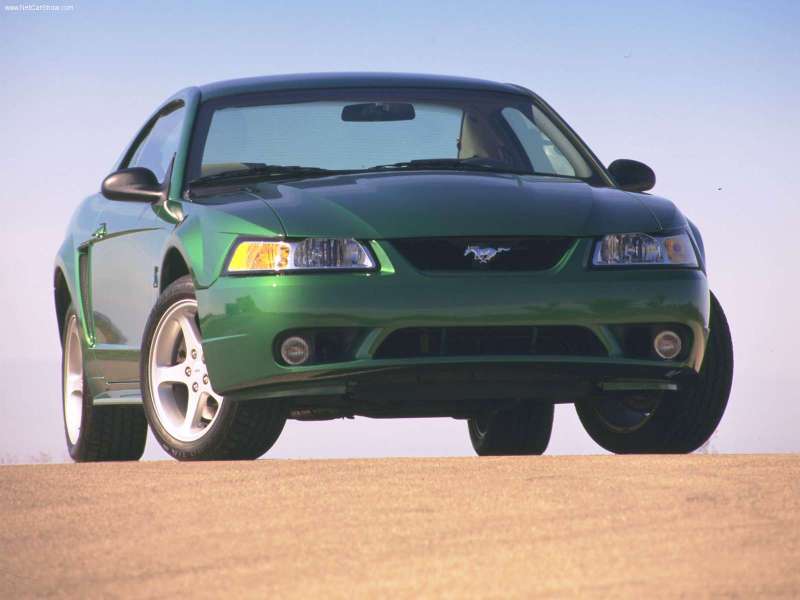 Ford-Mustang_SVT_Cobra_1999_800x600_wallpaper_01.jpg