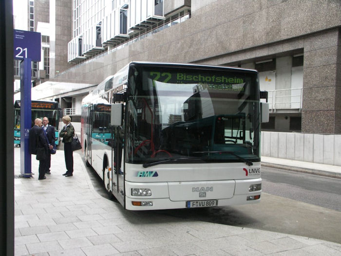 0736 busz 72.jpg