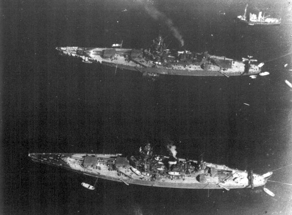 A két francia csatacirkáló – mások szerint gyors csatahajó –, a Dunkerque és a Strasbourg.