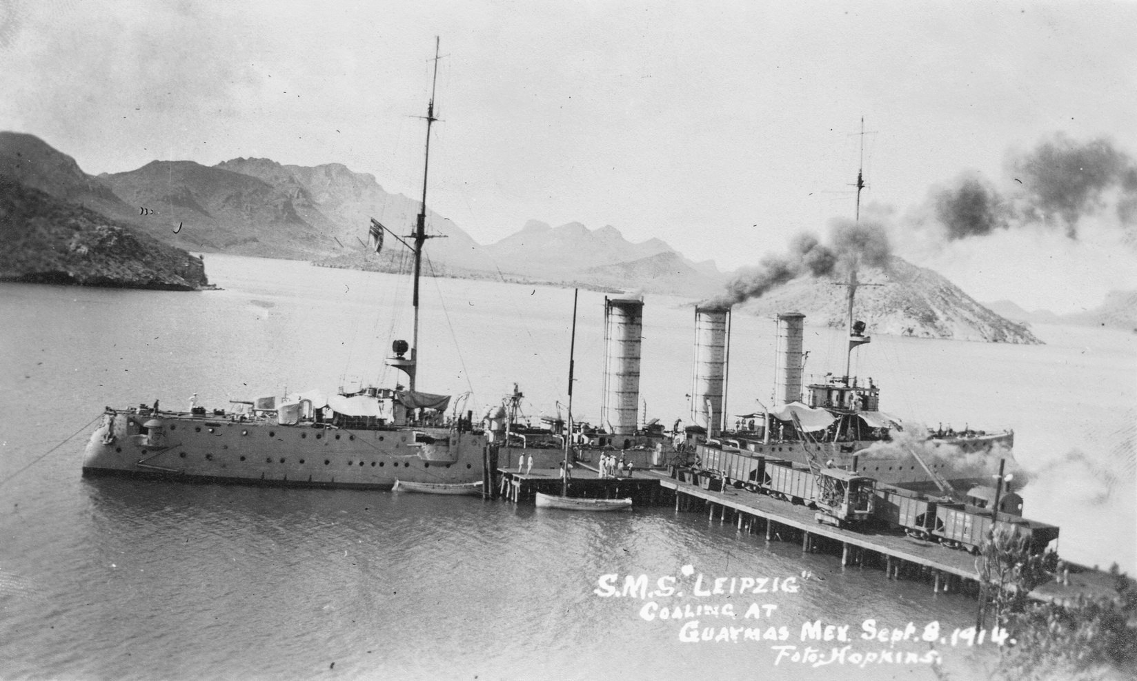 Az egyik mexikói kikötőben szenelő Leipzig 1914 szeptemberében.