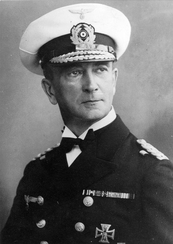 Hermann Boehm tengernagy.