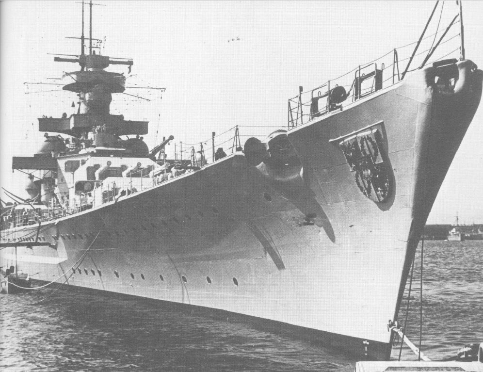 A Gneisenau, a német flotta zászlóshajója.