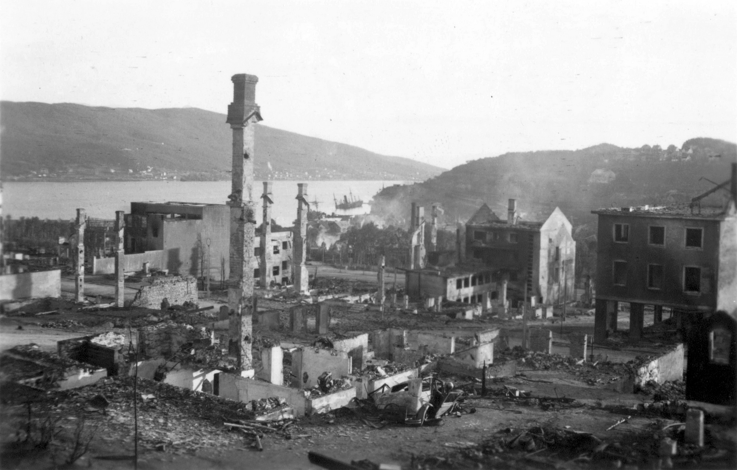 Narvik belvárosa, a harcok befejezése után.