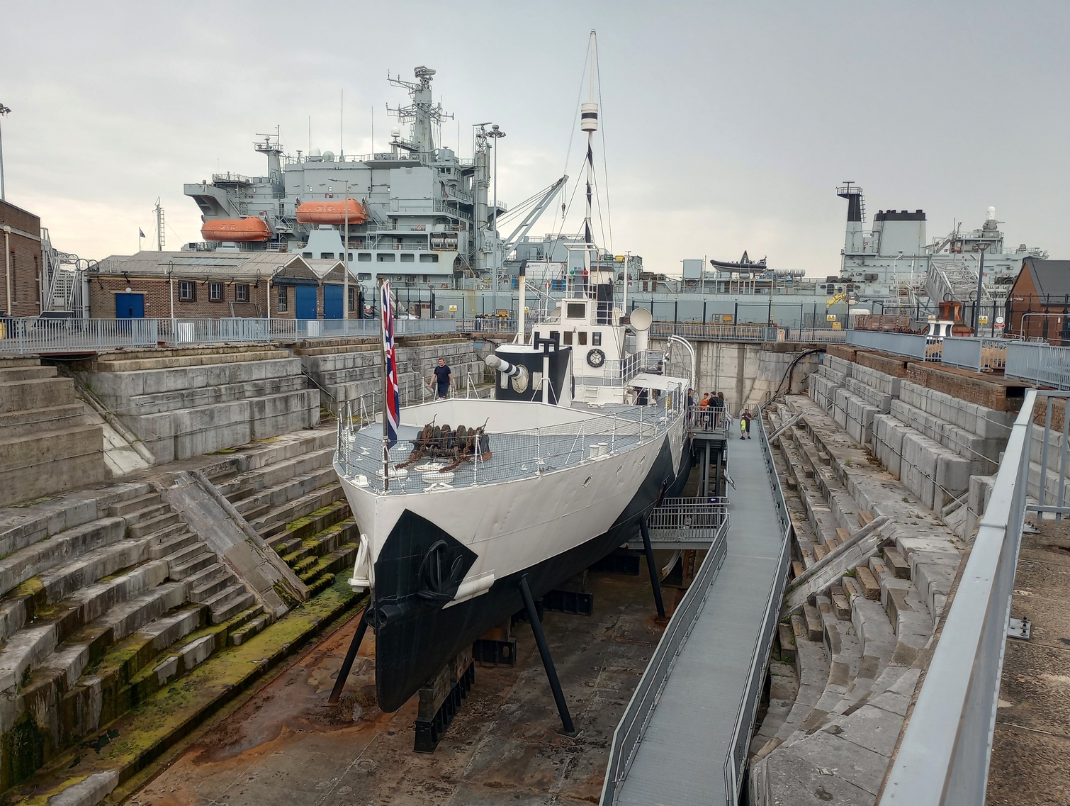 Az egyik kihagyott látványosság, az M33 monitor.