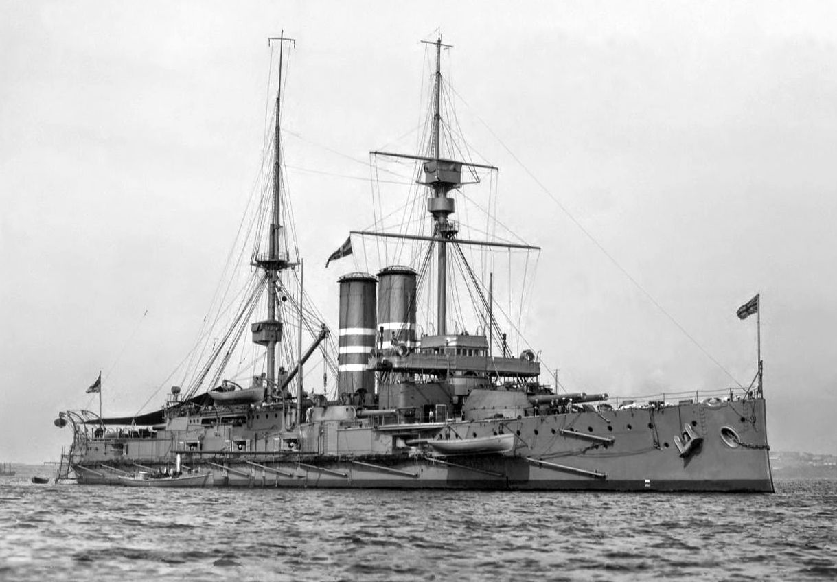 A Britannia, a King Edward VII. osztály egyik csatahajója.