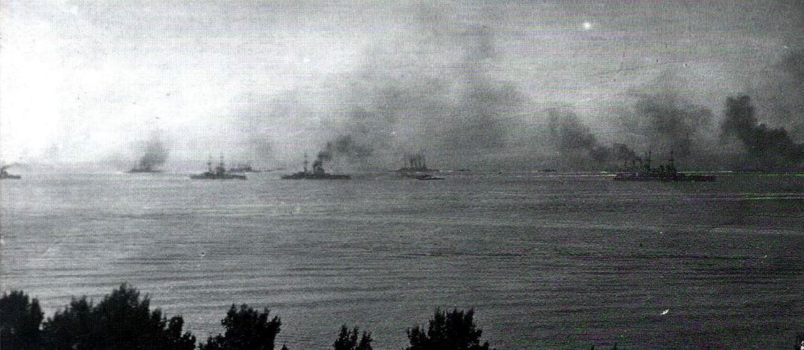 Az anconai támadás után Polába visszatérő o-m flotta.