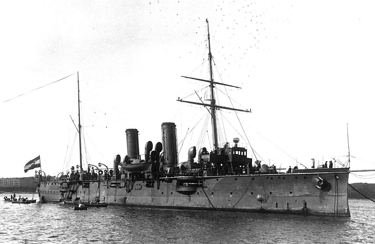 A Zenta. Az o-m haditengerészet egyetlen nagy felszíni hadihajója, mely harcérintkezésbe került az ellenség főerőivel.