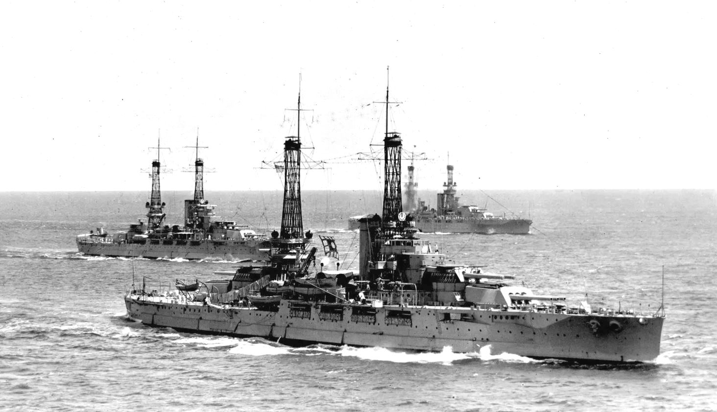 A Nevada, az Oklahoma, és az Arizona a húszas években, egy hadgyakorlaton.