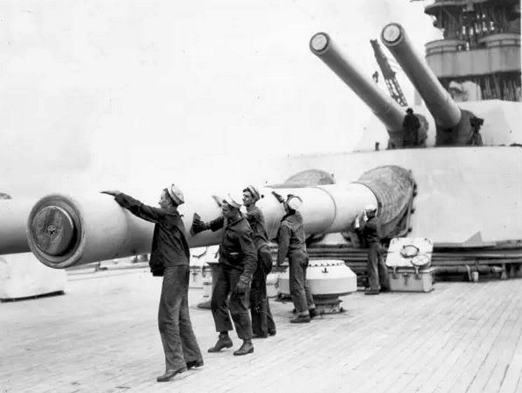 A Colorado 406 mm-es ágyúi.