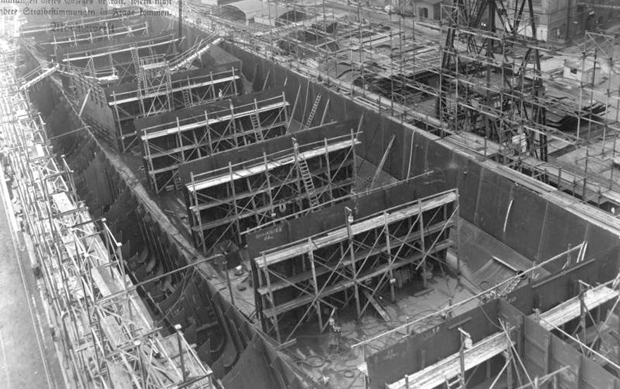 A Graf Zeppelin, az építés kezdeti fázisában.