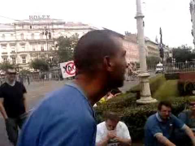 Részeg cigány a 2011es buzifelvonuláson
