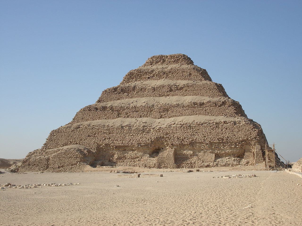 1280px-saqqara_pyramid_djoser.jpg