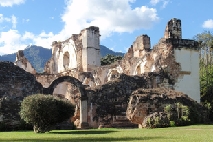 Antigua – az élhető templomtemető